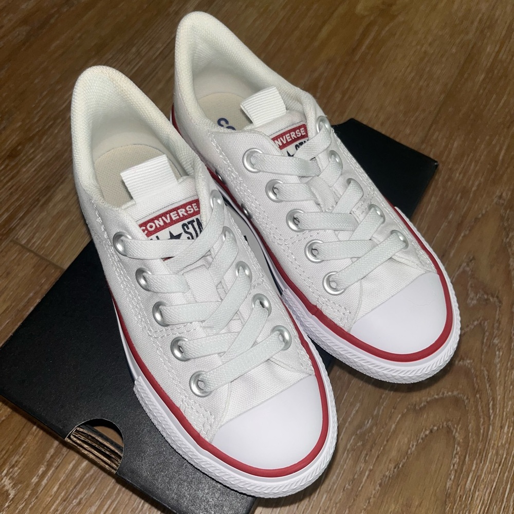 Converse youth size 11
